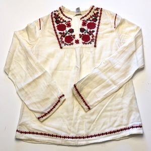 Embroidered Lucky Brand peasant top. Size M.